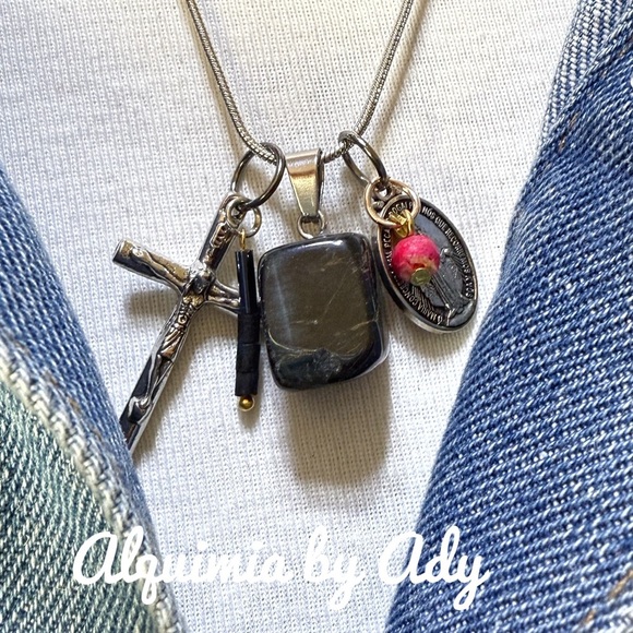 Alquimia by Ady Silver and Black Necklace - Picture 2 of 6